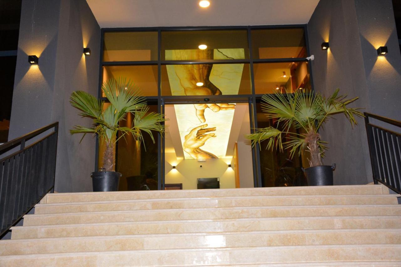 Am Palace Ulcinj Extérieur photo