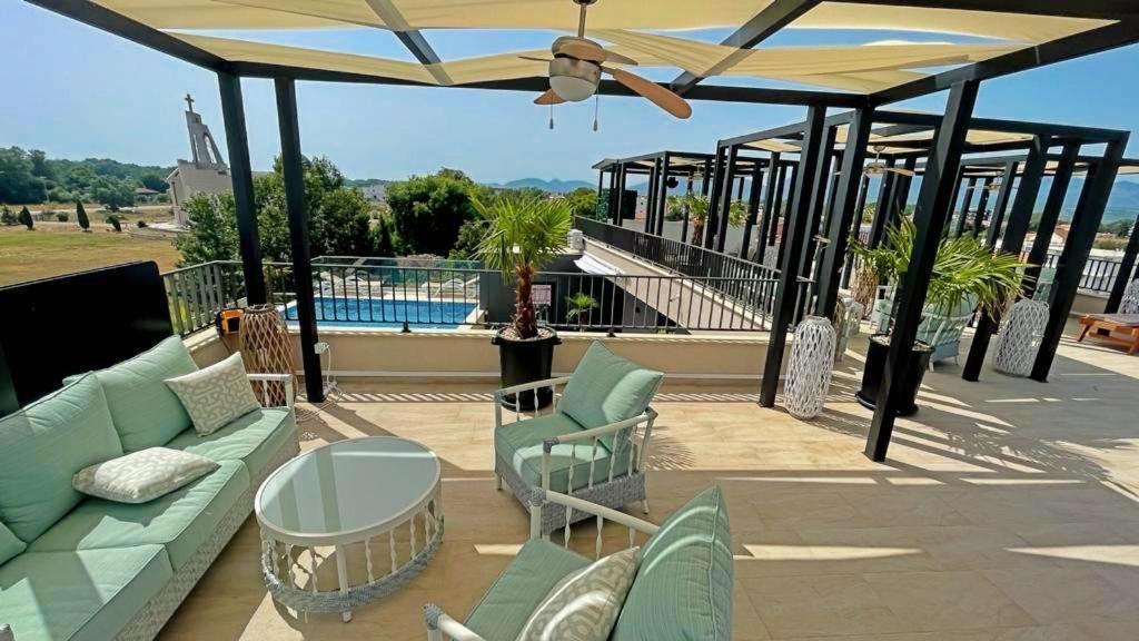 Am Palace Ulcinj Extérieur photo