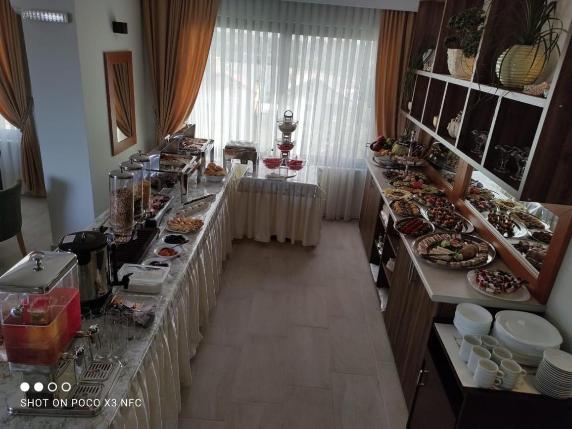 Am Palace Ulcinj Extérieur photo