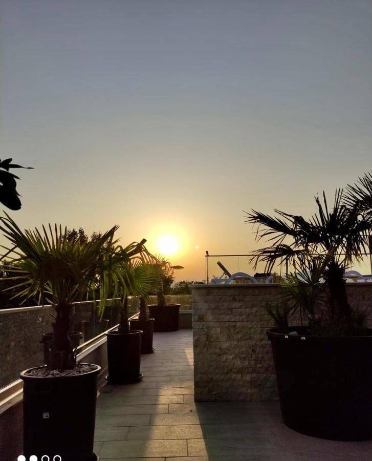 Am Palace Ulcinj Extérieur photo