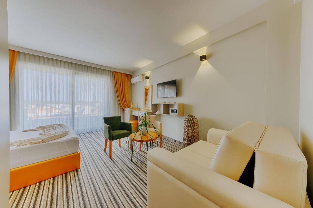 Am Palace Ulcinj Extérieur photo